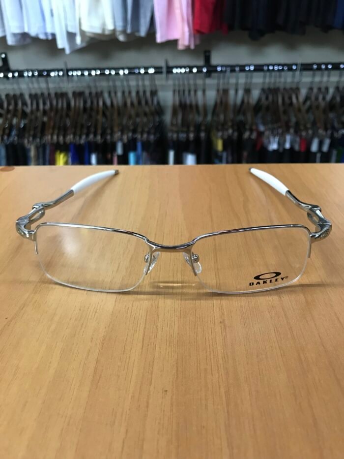 Óculos Oakley Mola Para Descanso Cinza & Branco